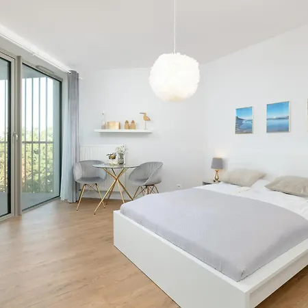 Daire Pinea Gold 620 - Basen, Sauna, Jacuzzi W Cenie Pobytu - Vi Pietro Z Widokiem Na Morze Pobierowo