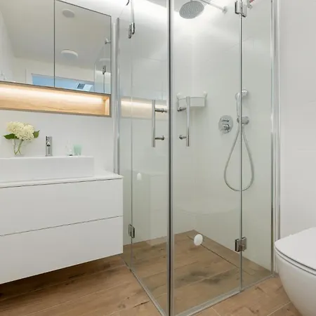 Apartment Pinea Gold 620 - Basen, Sauna, Jacuzzi W Cenie Pobytu - Vi Pietro Z Widokiem Na Morze *