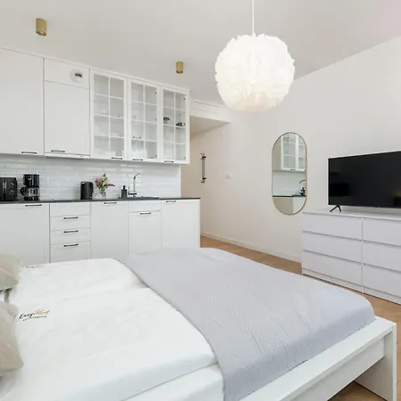 Pinea Gold 620 - Basen, Sauna, Jacuzzi W Cenie Pobytu - Vi Pietro Z Widokiem Na Morze Pobierowo