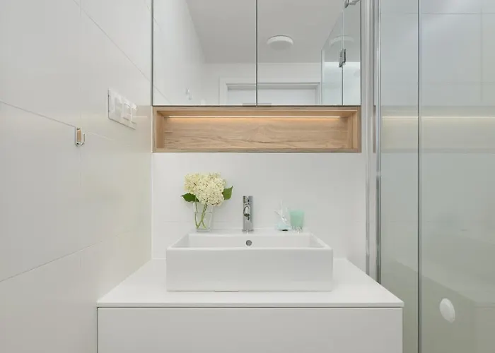 Διαμέρισμα Pinea Gold 620 - Basen, Sauna, Jacuzzi W Cenie Pobytu - Vi Pietro Z Widokiem Na Morze Pobierowo